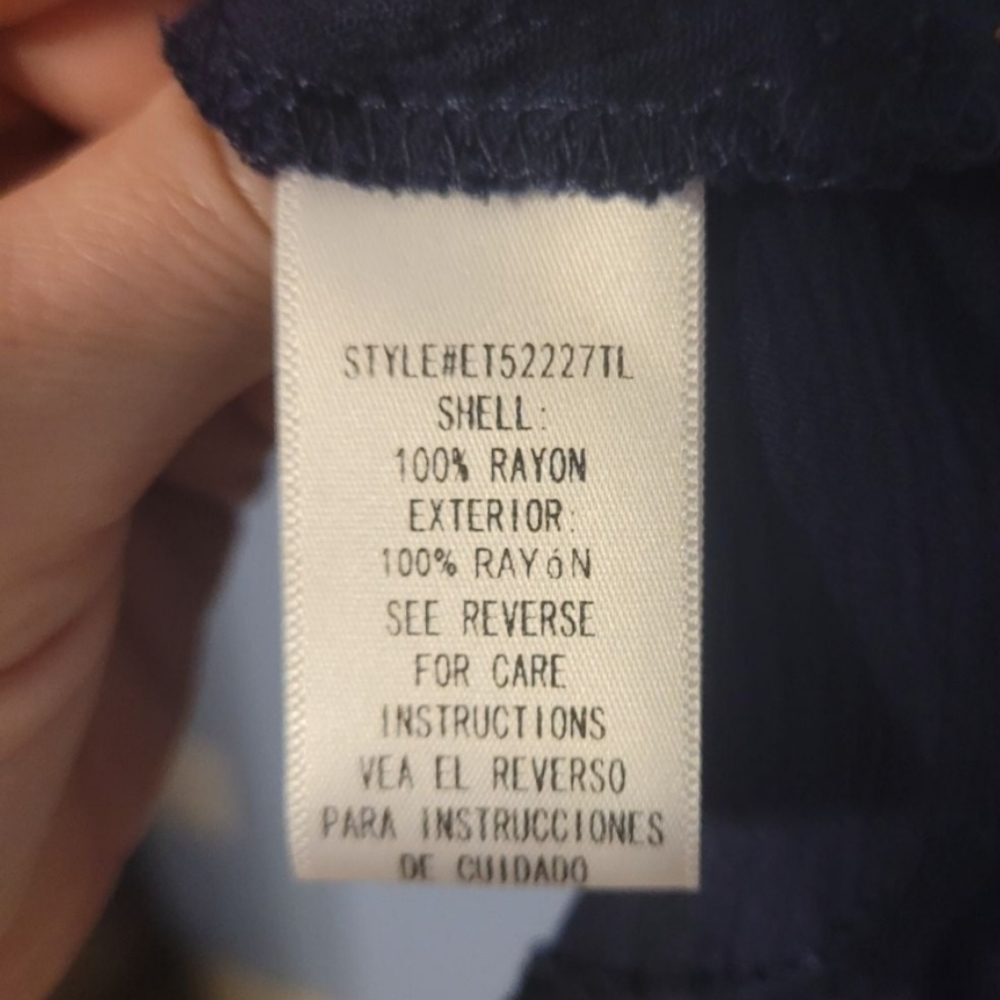 C'isa Small Womens Blouse - Picture 7 of 7